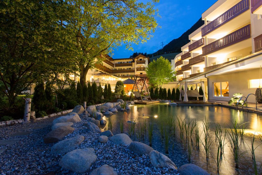 Wiesenhof Gardenresort San Leonardo in Passiria Ngoại thất bức ảnh
